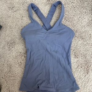 Alo yoga athletic top